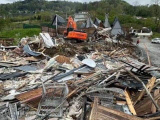 Sakarya'da bungalov cinayeti: Ölen kişinin ailesi tarafından hepsini yıktırdı