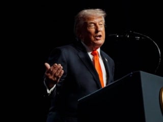 Trump'tan Hürmüz Boğazı'ndaki ablukayla ilgili ilginç benzetme