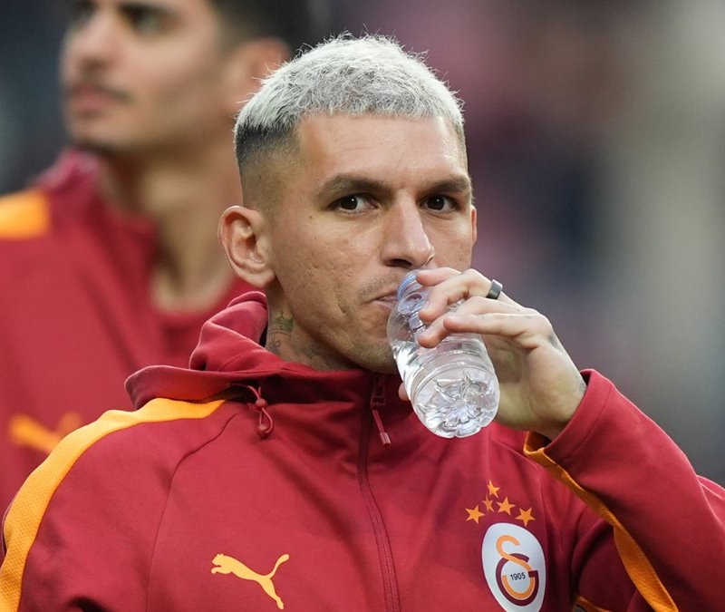 Galatasaray'a Lucas Torreira'dan kötü haber