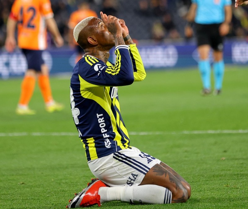 Anderson Talisca’dan Başakşehir karşısında hat-trick