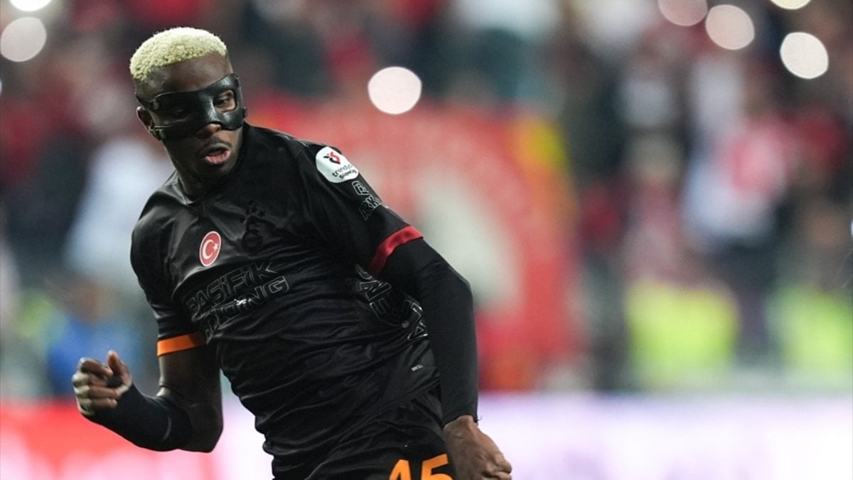 Victor Osimhen: Evimizdeki maçta kazanıp şampiyonluğumuz ilan edeceğiz