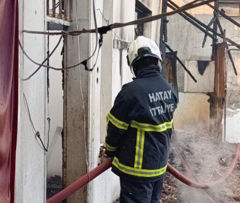 Hatay'da ev yangını