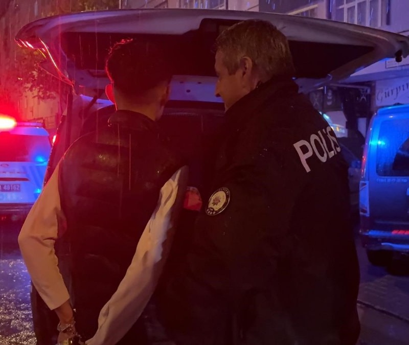 Kayseri'de tüfekle dolaşan çocuk, kovalamaca sonucu yakalandı