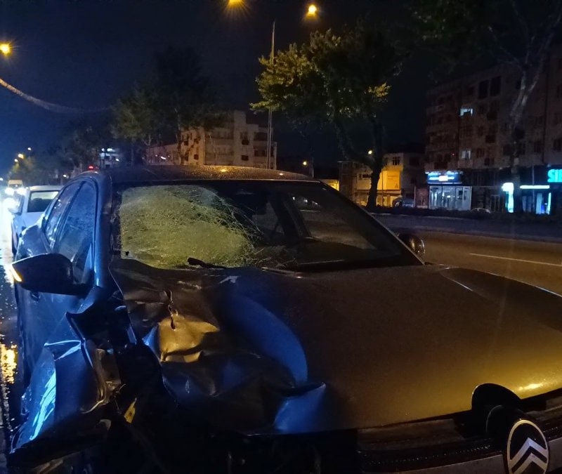 Bursa'da lkollü sürücü, çarptığı yaya ağır yaraladı