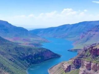 Botan Çayı’nın büyüleyici manzarası görenleri