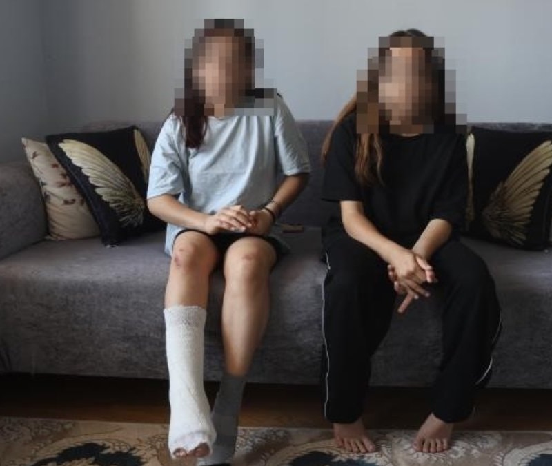 Hatay'da iki kıza başıboş köpek saldırdı