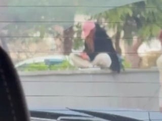 İstanbul’da polisin dikkati sayesinde iki hırsız suçüstü yakalandı