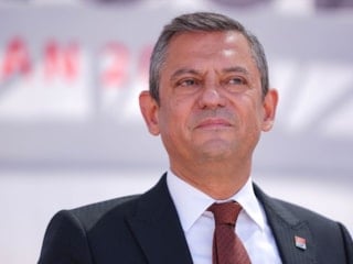 Özgür Özel, Sırrı Süreyya Önder'i andı
