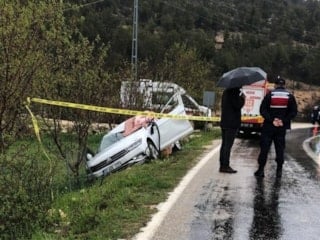 Mersin'de trafik kazası: 1 ölü 2 yaralı