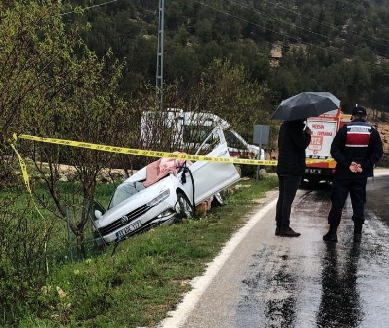 Mersin'de trafik kazası: 1 ölü 2 yaralı