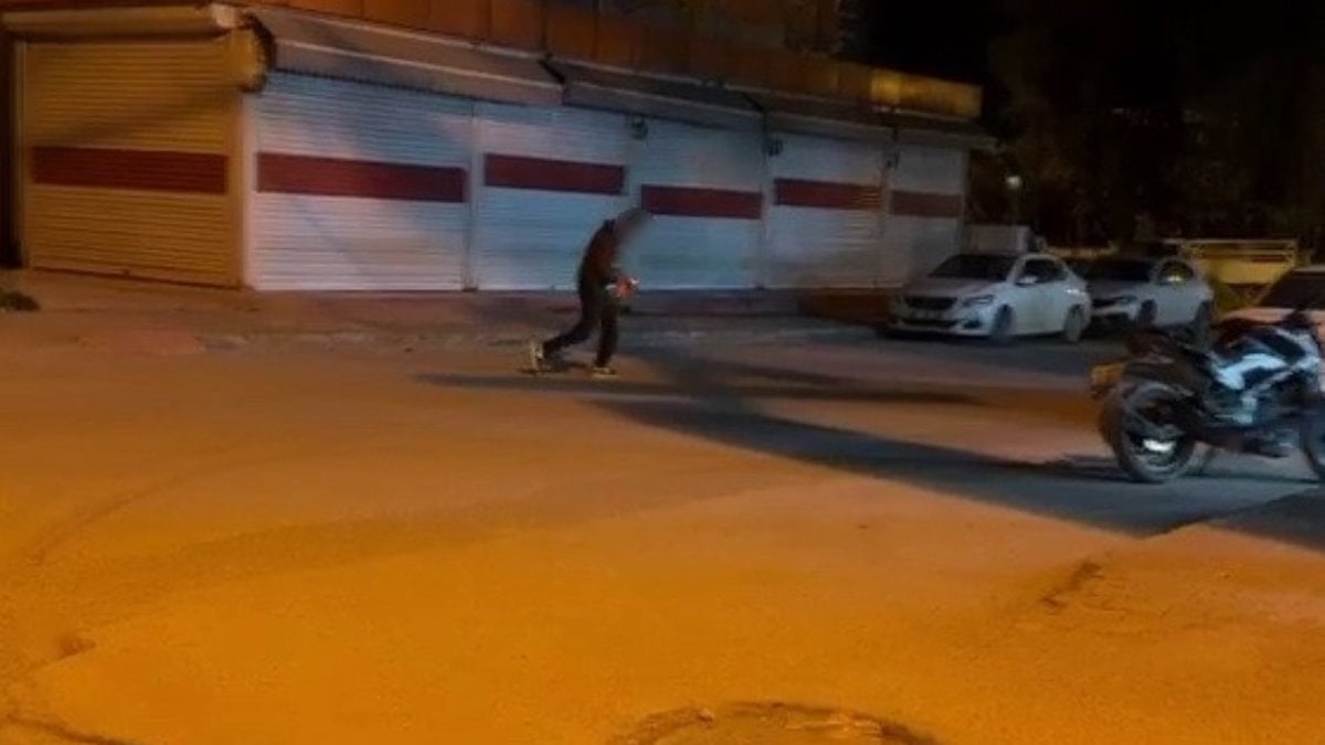 Adıyaman’da madde bağımlısı ayakta durmakta güçlük çekerken görüldü
