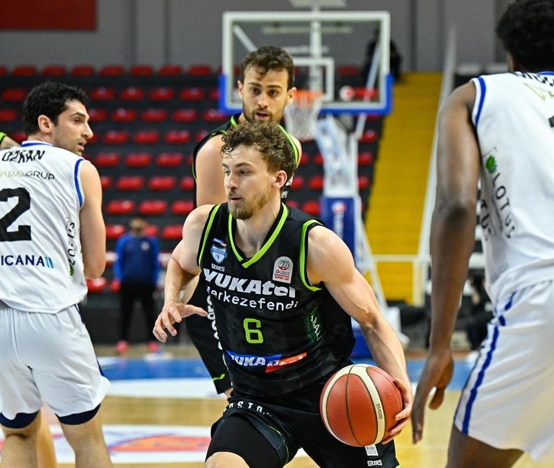 Merkezefendi Belediyesi Basket, Büyükçekmece Basketbol'u mağlup etti