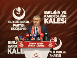 Mustafa Destici: Çocuklarımızı mümkün olduğu kadar genç evlendirmeliyiz