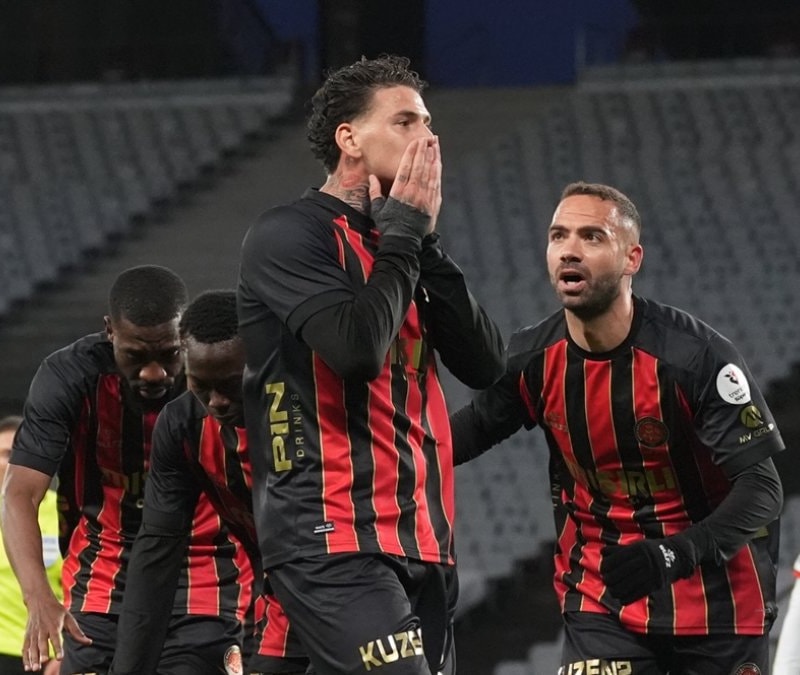 Fatih Karagümrük, Gençlerbirliği'ni tek golle geçti