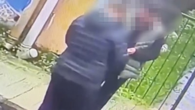 Sakarya'da sokakta uyuşturucu satışı kamerada: 1 tutuklama