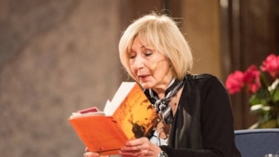 Ayşe Kulin: En az kitap okuyan şehir İzmir
