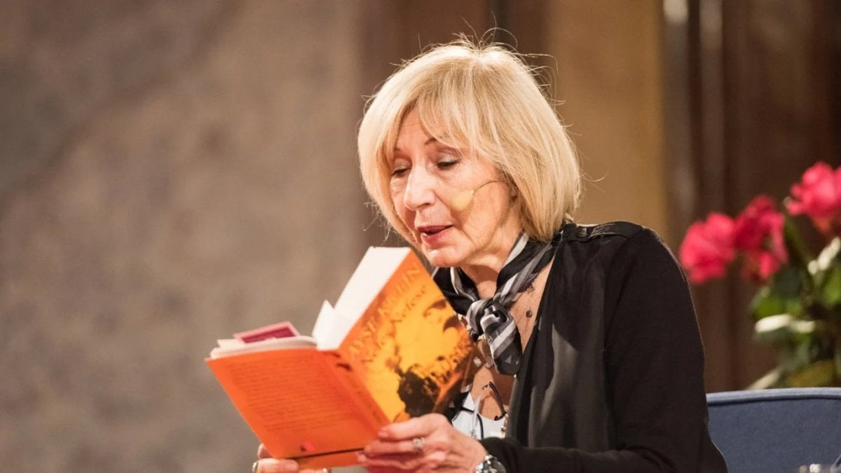 Ayşe Kulin: En az kitap okuyan şehir İzmir