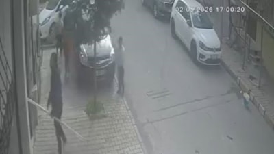 İstanbul'da oyun oynayan çocuklara saldırdı