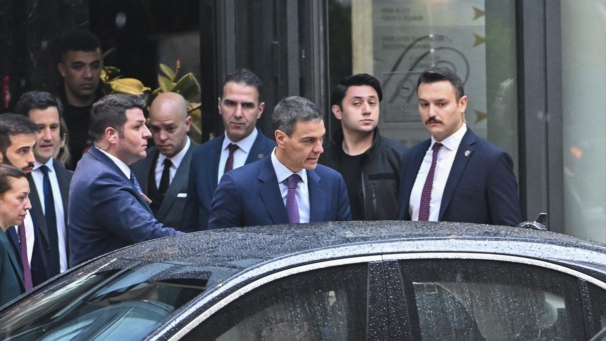 İspanya Başbakanı Pedro Sanchez, Ankara'dan ayrıldı