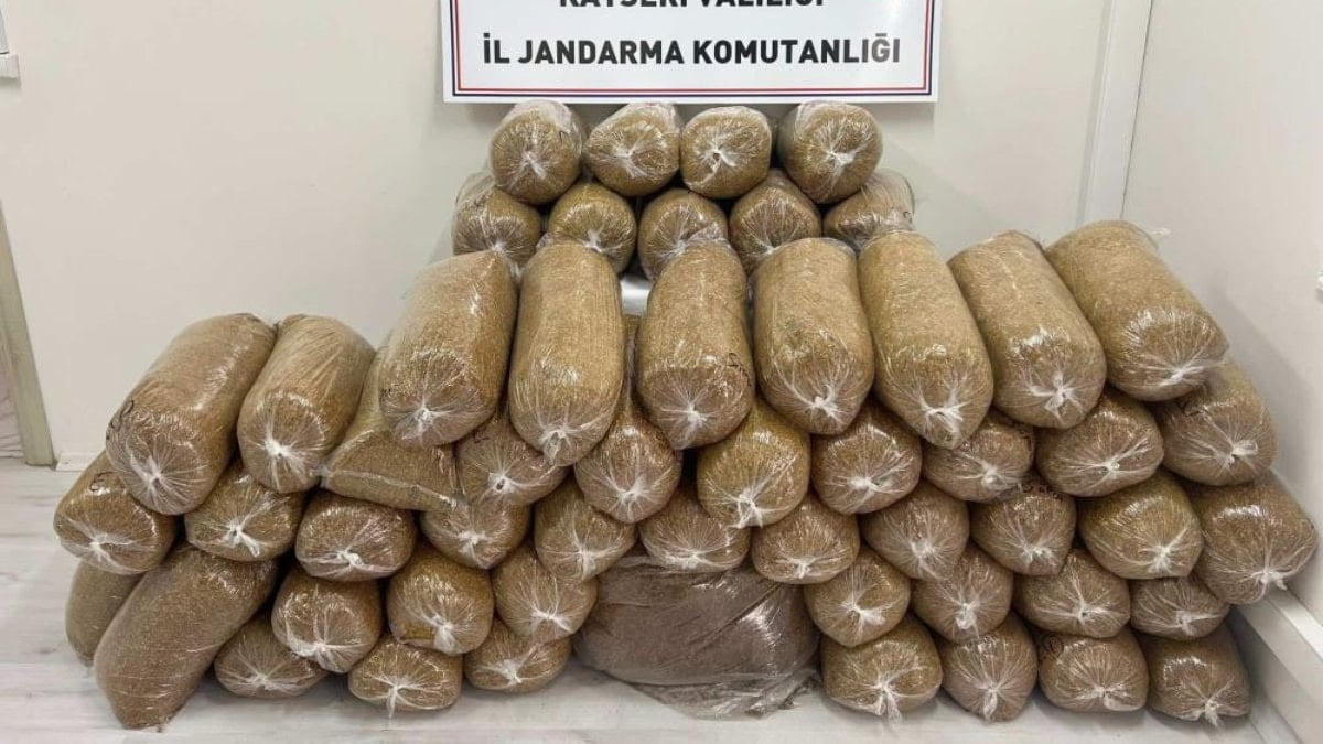 Kayseri'de 285 kilo kaçak tütün ele geçirildi