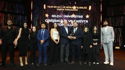 Konya'da '2. Gençlik Meclisi Topluluk Ödülleri' sahiplerini buldu
