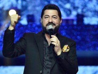 Serkan Kaya imajıyla ilgili konuştu: Bir erkeğe yakışır şekilde giyiniyorum