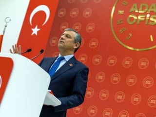 Özgür Özel’den 'hücum' mesajı: CHP sahaya iniyor