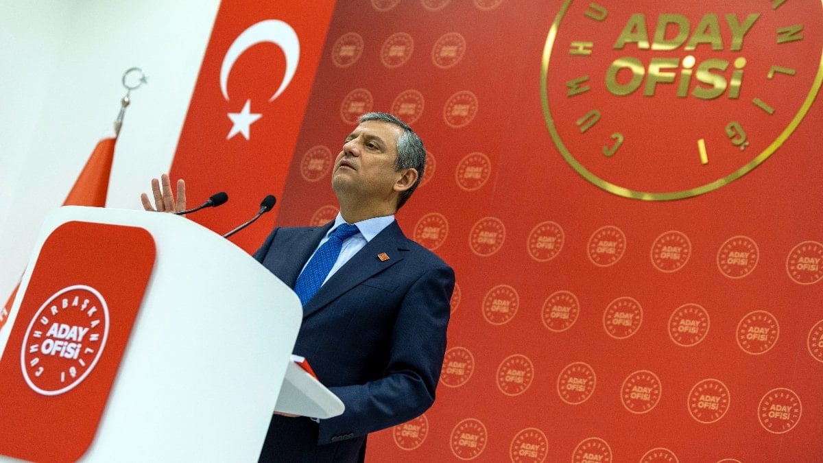 Özgür Özel’den 'hücum' mesajı: CHP sahaya iniyor