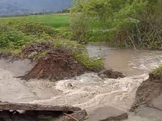 Tokat'ta derelerin taşması ile tarlalar sular altında kaldı