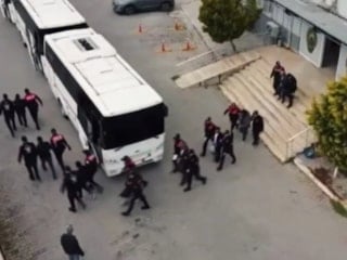 Telefon dolandırıcılarına yönelik 14 ilde operasyon: 149 gözaltı