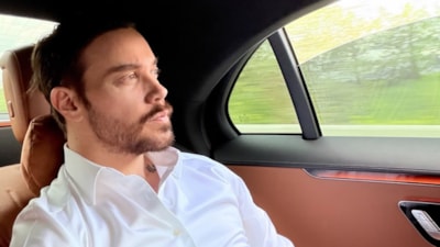 Sinan Akçıl'dan yeni paylaşım: Bazı marşlar Ajda'ya dinleterek başlar