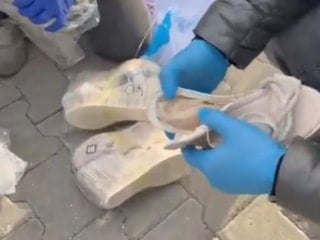 Tokat'ta kadın ayakkabısından 1,5 kilodan fazla uyuşturucu çıktı