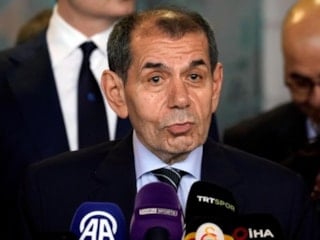 Dursun Özbek, divan kuruluna listesini teslim etti