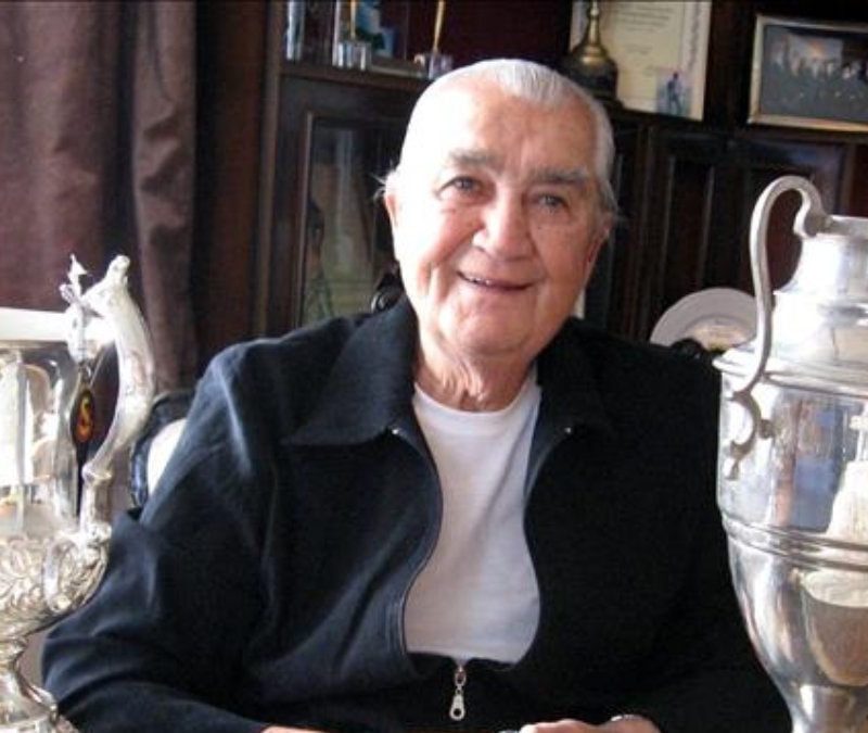 Galatasaray, eski başkanlarından Ali Uras'ı andı