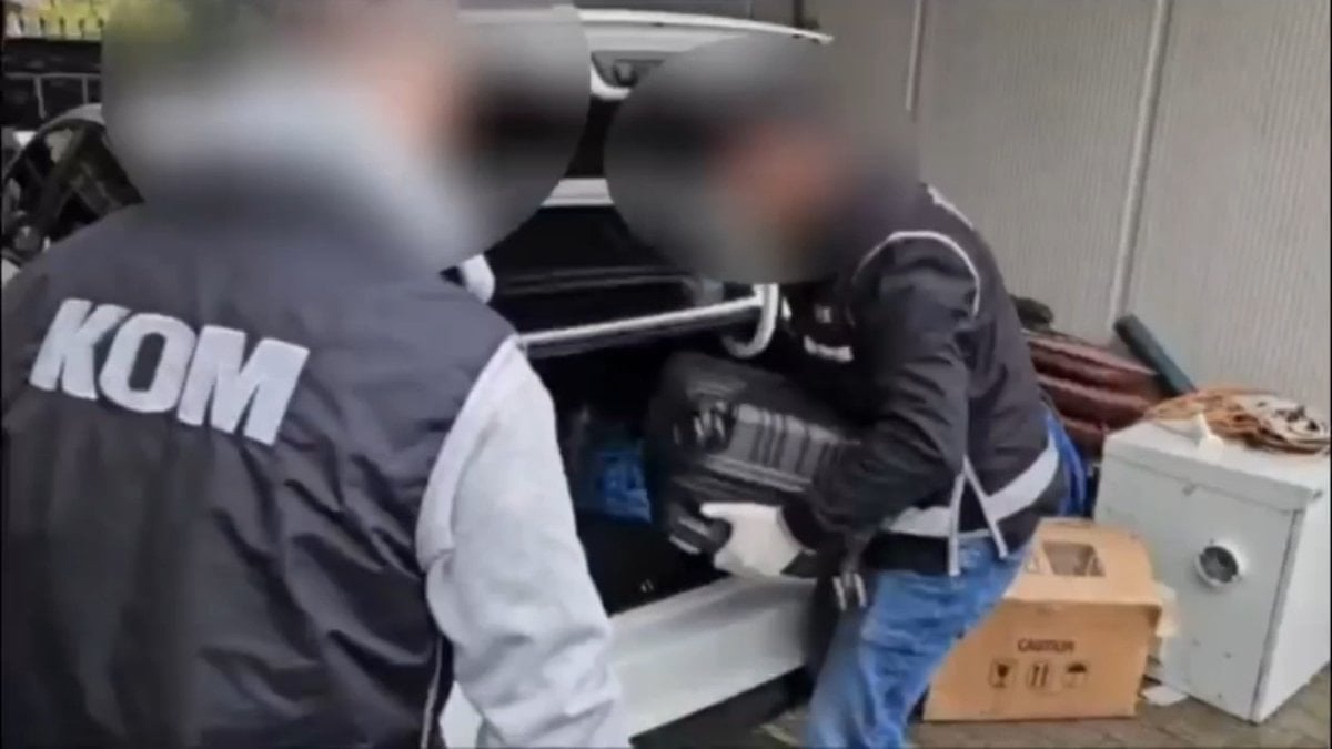 Sakarya'da nefes kesen operasyon: Silah kaçakçılarına suçüstü