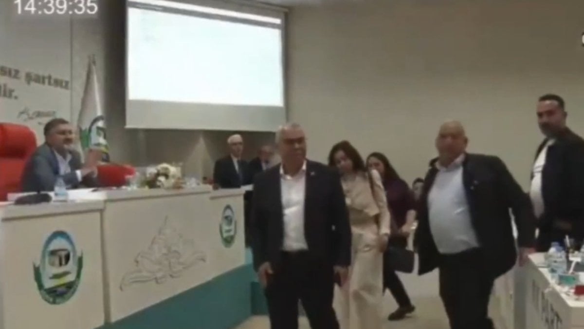 Antalya'nın Serik Belediye Başkanı Kumbul'dan 'İyi ki AK Parti'ye geçmişim' çıkışı