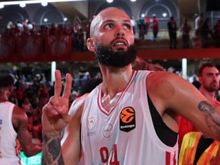 Olympiakos, EuroLeague'de Dörtlü Final'e yükseldi