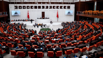 TBMM'de fahiş aidatlar düzenlemesi görüşmelerinin ikinci bölümü tamamlandı