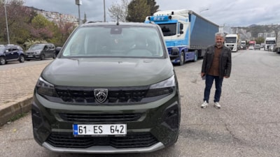 İstanbul'da sıfır diye aldığı araç boyalı çıktı