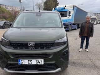 İstanbul'da sıfır diye aldığı araç boyalı çıktı