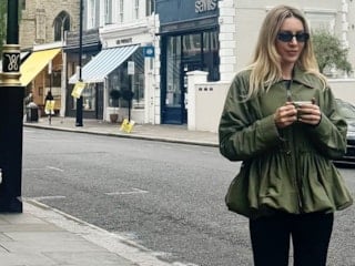 Sinem Kobal Londra'ya gitti! Yeni pozlarını paylaştı