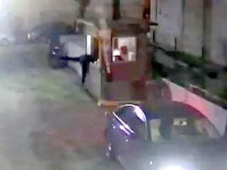 İstanbul'da site girişine park etme kavgasında görevliyi darbeden saldırganlar yakalandı