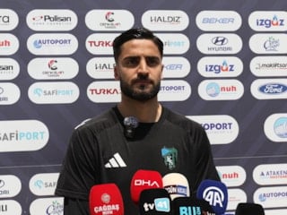 Serhat Öztaşdelen: Umarım uzun yıllar Kocaelispor kalesini korurum