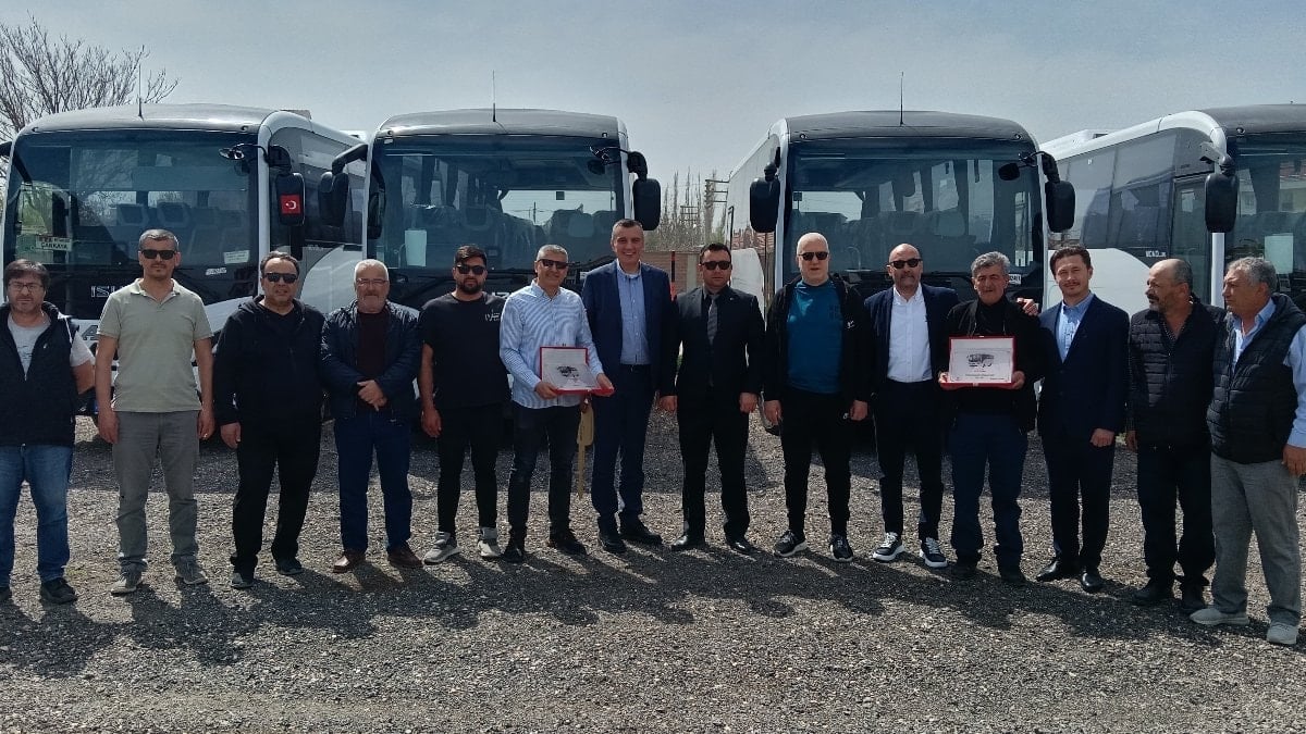 Anadolu Isuzu, Eskişehir'e 10 adet NovoLux teslim etti