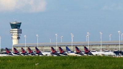 Belçika da yakıt krizinden nasibini aldı: Brüksel Hava Yolları'nın 4-6 haftalık jet yakıtı kaldı