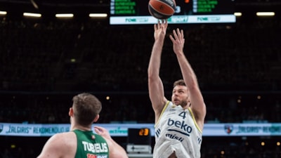 Fenerbahçe, Litvanya'da Zalgiris'e yenildi