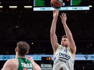 Fenerbahçe, Litvanya'da Zalgiris'e yenildi