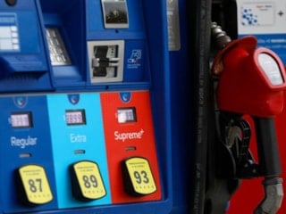 ABD'liler benzine 24 milyar dolar fazla para ödedi