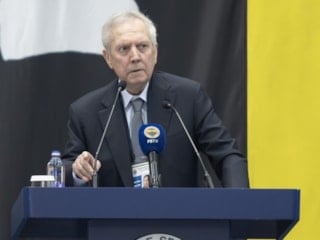 Fenerbahçe’de Aziz Yıldırım dönemi: Sahada, potada ve filede kaç kupa kaldırdı