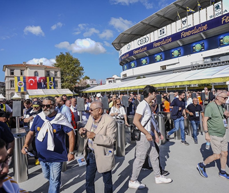 Fenerbahçe'de seçim tarihi tartışması: TFF'den açıklama geldi